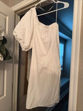 White One-Shoulder Puff Sleeve Mini Dress